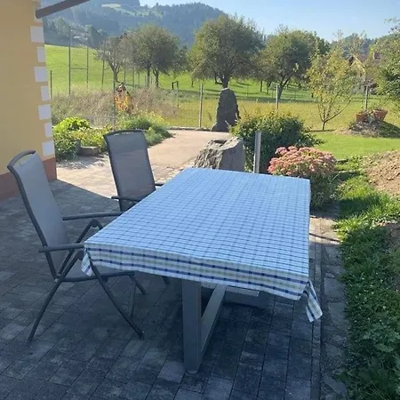 Mit Terrasse Und Viel Ruhe Lägenhet *