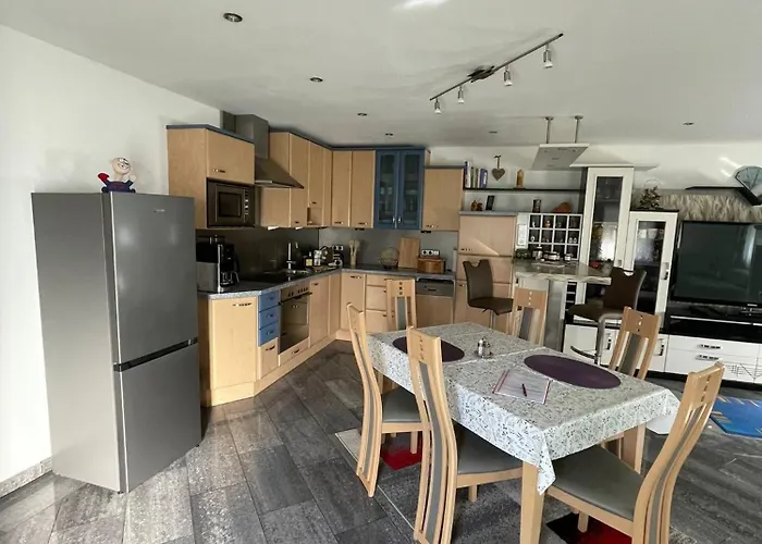 Apartment Mit Terrasse Und Viel Ruhe